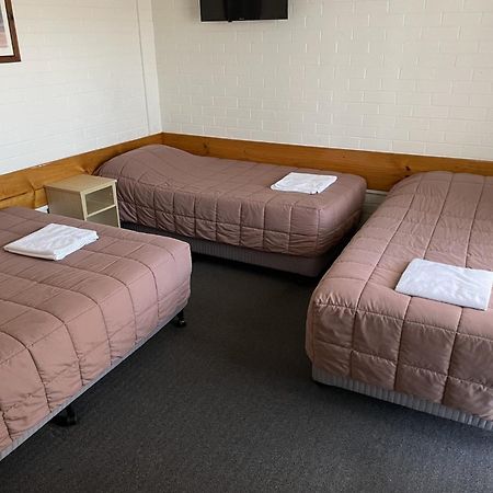 Homestead Motel Dubbo Eksteriør billede